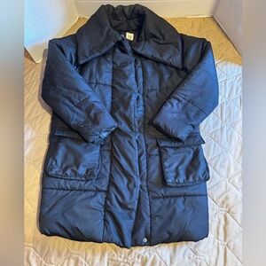 True Craft Black Button Down Puffer Jacket  Size XS Two Front Pockets Winter